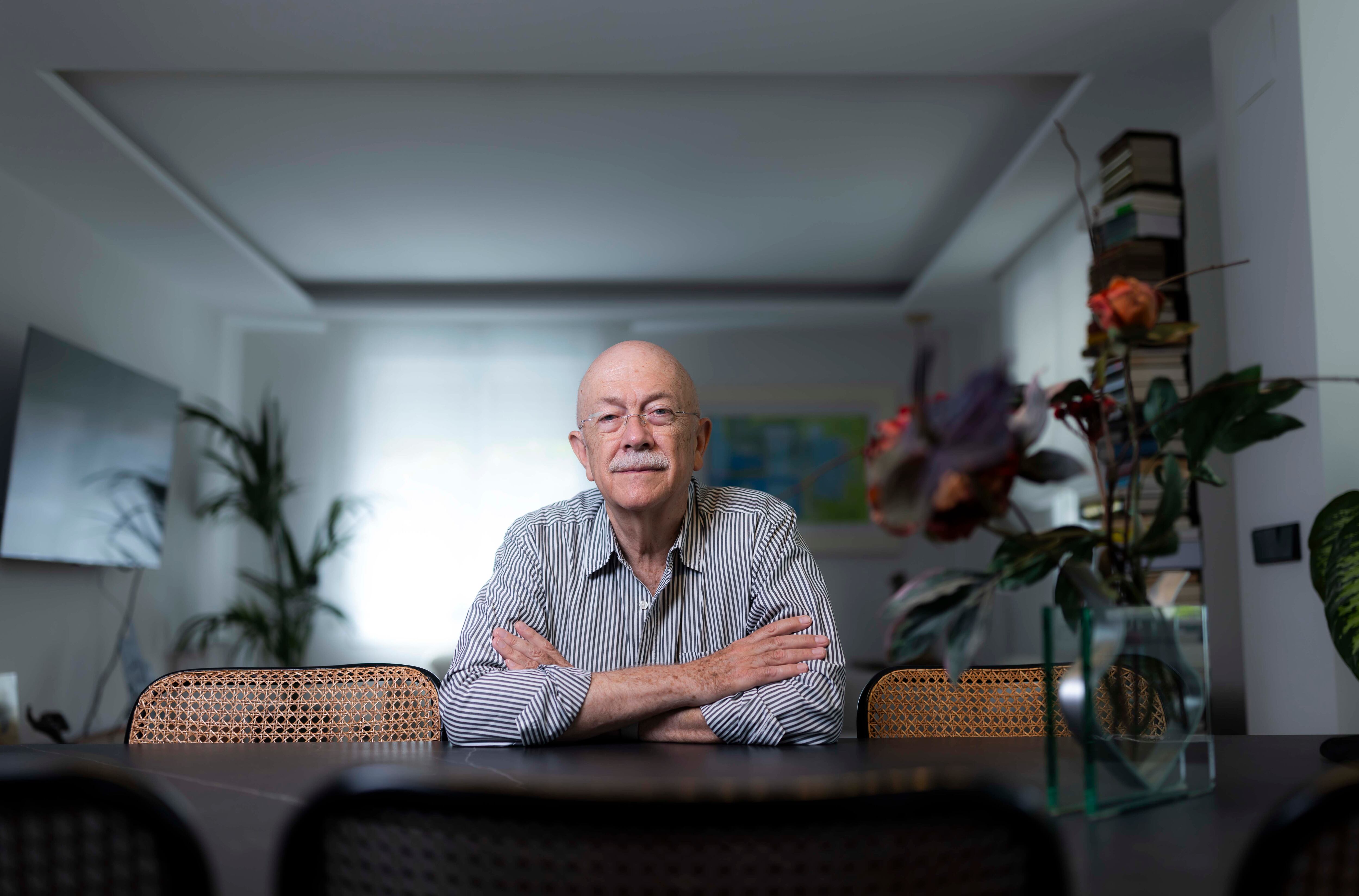 Andrés Ortega, periodista y ensayista: “El totalitarismo se aprovecha de la soledad. Y la fomenta”