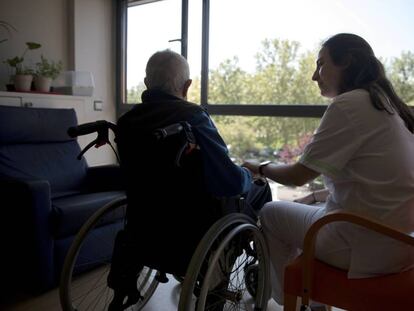Paciente de la planta de cuidados paliativos en el Centro de Cuidados Laguna, Madrid, en mayo de este año.