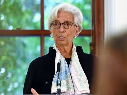 A diretora do FMI, Christine Lagarde, nesta segunda-feira na Chancelaria do Tesouro do Reino Unido, em Londres