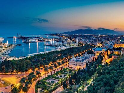 Vista aérea del puerto de Málaga.