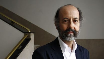 José Cruz Ovalle, arquitecto chileno.