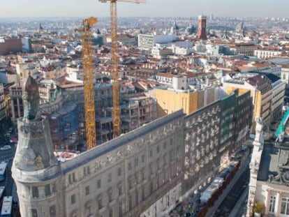 Obras en la plaza de Canalejas.