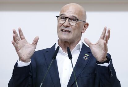 El vicesecretario general de Prospectiva y Agenda 2030 de ERC, Raül Romeva, durante la rueda de prensa