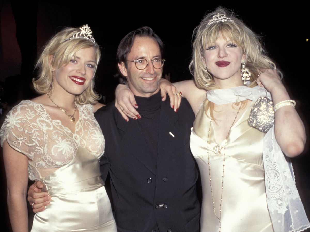 Inside the Vanity Fair' Oscar party, where Madonna whispered to Brad Pitt and Courtney Love's manager was banned