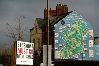 Mensajes antibritánicos en las calles de Belfast.