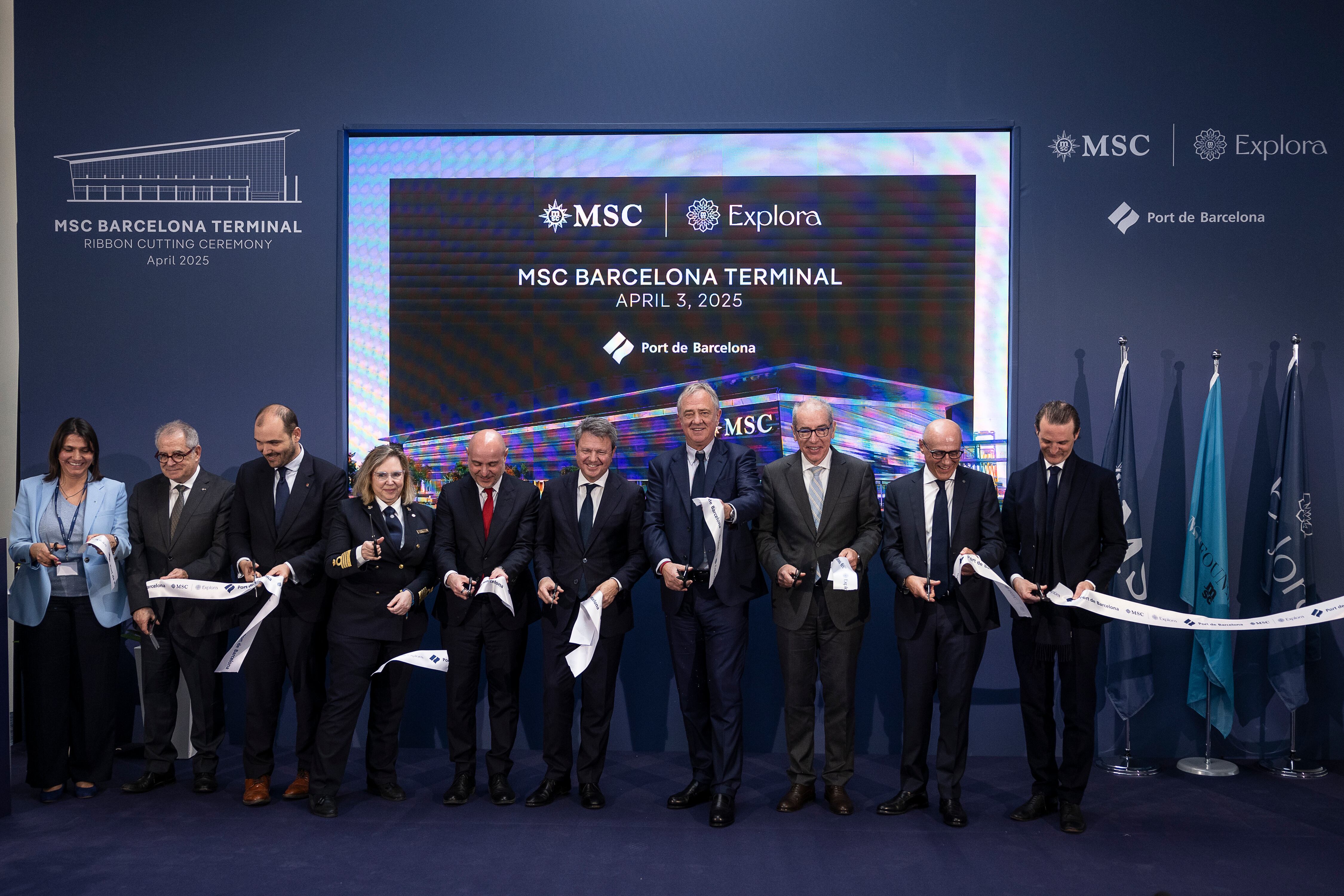 Barcelona inicia la electrificación de sus terminales de cruceros