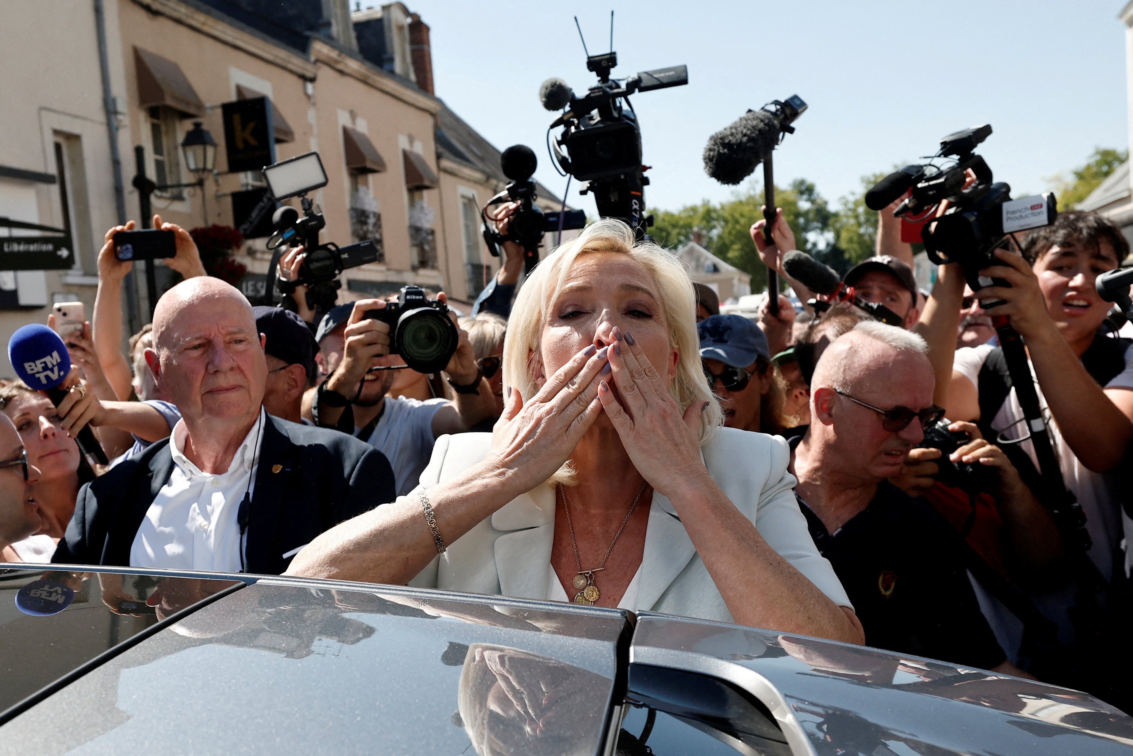 La opinión del lector: de Marine Le Pen pasando por Barrabés, la OTAN y las bajas de Feijóo