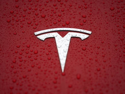El logo de Tesla, en una imagen de archivo.