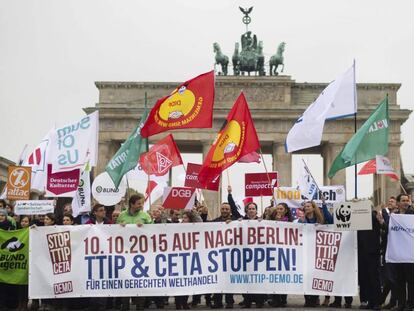 Manifestaci&oacute;n en Berl&iacute;n contra el Tratado de libre Comercio (TTIP).
