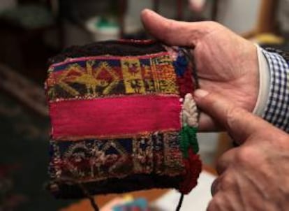 Fotografía que muestra en detalle un textil indígena boliviano, en La Paz (Bolivia).