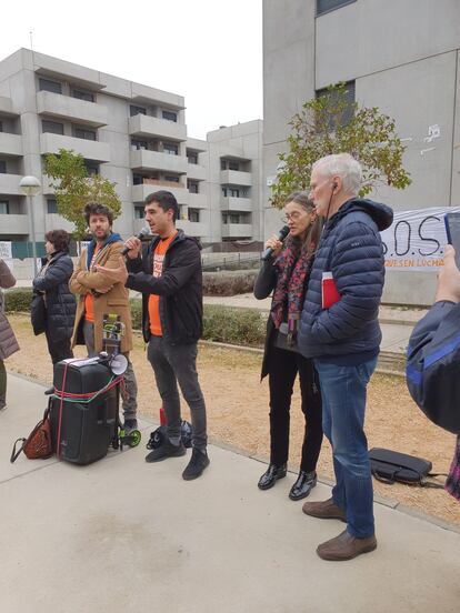 Visita del relator de la ONU a las viviendas de Torrejón de Ardoz en propiedad de Fidere.