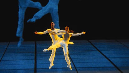 Coreografía 'Dance', de Lucinda Childs, por el ballet de la Opera de Lyon. 
 