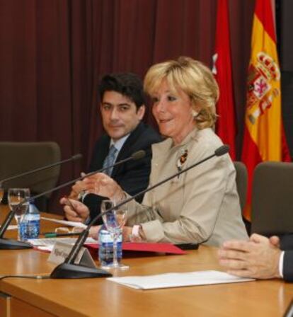 Aguirre inaugura de las jornadas 'Madrid 2020 y la Ingeniería de Caminos'.