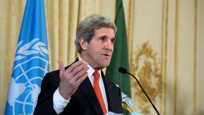 El secretario de Estado, John Kerry, durante una rueda de prensa en París.