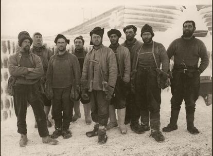 El grupo de expedicionarios que acompañaron en 1911 al capitán Robert Falcon Scott en su conquista del Polo Sur