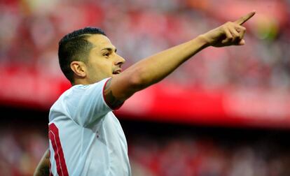 Vitolo celebra su primer gol a Osasuna.