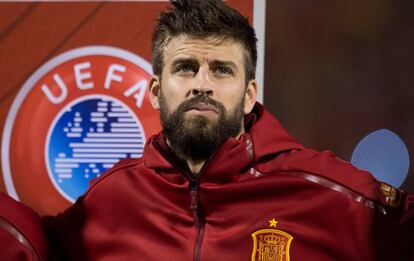 Piqu&eacute;, antes del partido ante Albania.