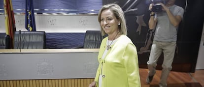 Ana Orasma, diputada de Coalición Canaria y presidenta de la comisión de investigación de la crisis financiera
 