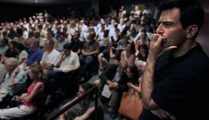 Arcadi Espada, en l'acte de fundadació de Ciutadans, el 2005.