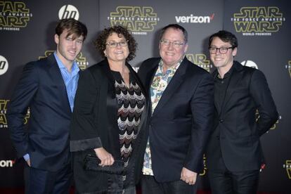 El jefado de Pixar, John Lasseter, con su familia.