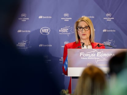 La eurodiputada Inmaculada Rodríguez-Piñero, coordinadora del Grupo Socialdemócrata de la Comisión de Comercio Internacional y presidenta de la Conferencia de Presidentes de las Delegaciones Interparlamentarias, interviene en el Fórum Europa Tribuna Mediterránea, presentada por el expresidente de la Generalitat y embajador de España ante la OCDE, Ximo Puig.