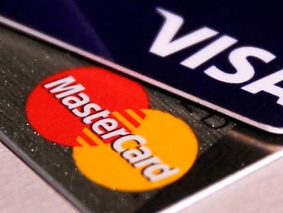 Tarjetas de MasterCard y VISA credit.