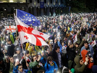 Protesta en Tbilisi contra la aprobación de la ley de agentes extranjeros, el pasado 14 de mayo.