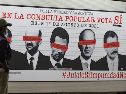 Un anuncio invita a la población a que participe en la consulta popular.