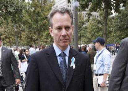 Fotografía tomada en septiembre de 2011 en la que se registró a Eric Schneiderman, fiscal general del estado de Nueva York, quien informó que su oficina ha alcanzado un acuerdo con Bank of America, para que en 120 días cumpla con todos los puntos del Acuerdo Nacional Hipotecario. EFE/Archivo