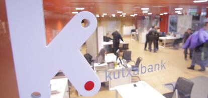 Kutxabank logró una mejora del 2,2 % en el margen de intereses.