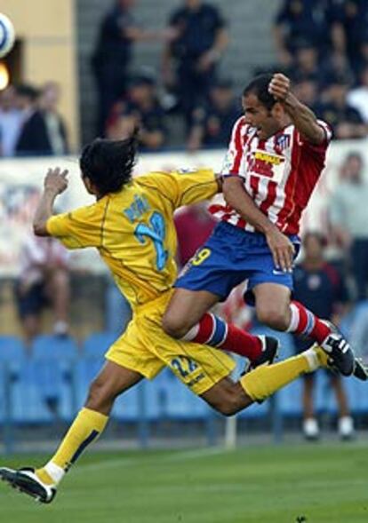 Salva se adelanta a Peña y marca el único gol del encuentro.