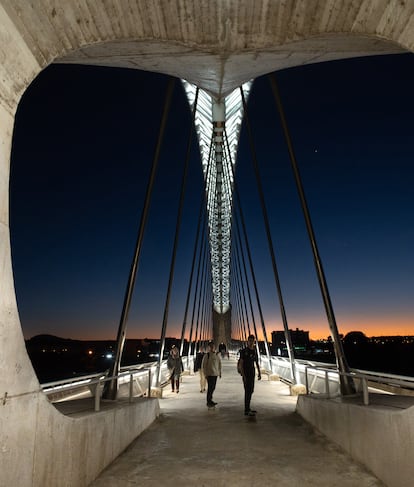 Imagen del puente Lusitania, en Mérida (Badajoz).