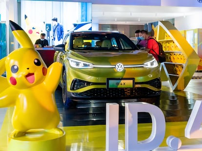 Volkswagen ID.4 X en un evento de motor celebrado en Shanghái en 2021.