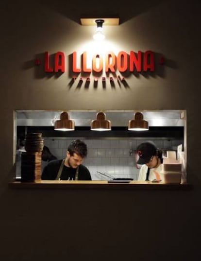 Cocina de la taquería La Llorona, en Valencia.