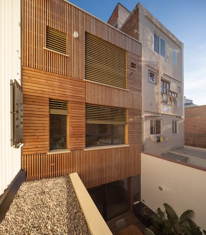 El proyecto 'ShowPass', del estudio Energiehaus, aplica los avances del sistema 'passivhaus' en confort y eficiencia energética a una vivienda del Poblenou (Barcelona).