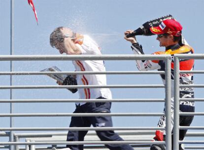 Pedrosa celebra el triunfo en Laguna Seca