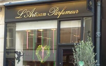 Boutique de L'Artisan Parfumeur en París.