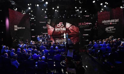Ceremonia de presentación del Giro de Italia 2018, el miércoles en Milán.