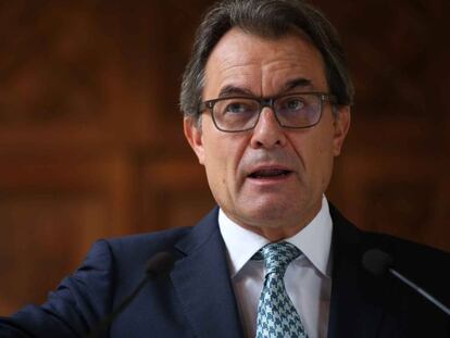 Artur Mas speaking in the Catalan parliament.