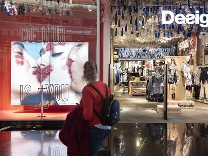 Tienda de Desigual en el aeropuerto de El Prat, en Barcelona.