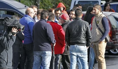 Despedida de los gitanos que huyeron de O Porriño, el pasado día 8