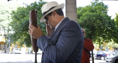 Antonio Albarracín, tras declarar ante la juez Alaya.