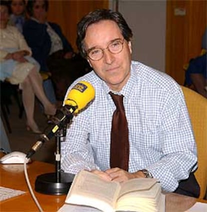 Iñaki Gabilondo lee fragmentos del libro <b></b><i>Los años difíciles.</i>