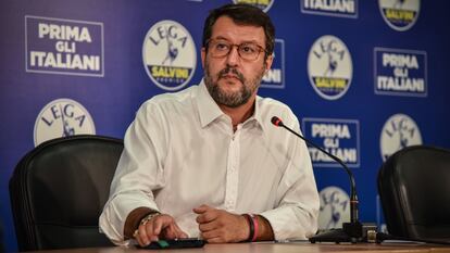 Matteo Salvini, el lunes durante una conferencia de prensa en Milán.
