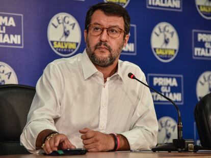 Matteo Salvini, el lunes durante una conferencia de prensa en Milán.