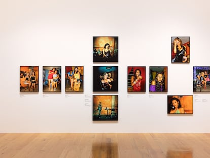 retratos tomados por la artista Ruth Rodríguez en el museo MARCO