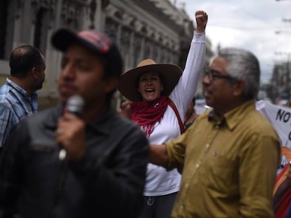 Integrantes del Comité de Desarrollo Campesino (Codeca) en una protesta en el centro histórico de Ciudad de Guatemala.