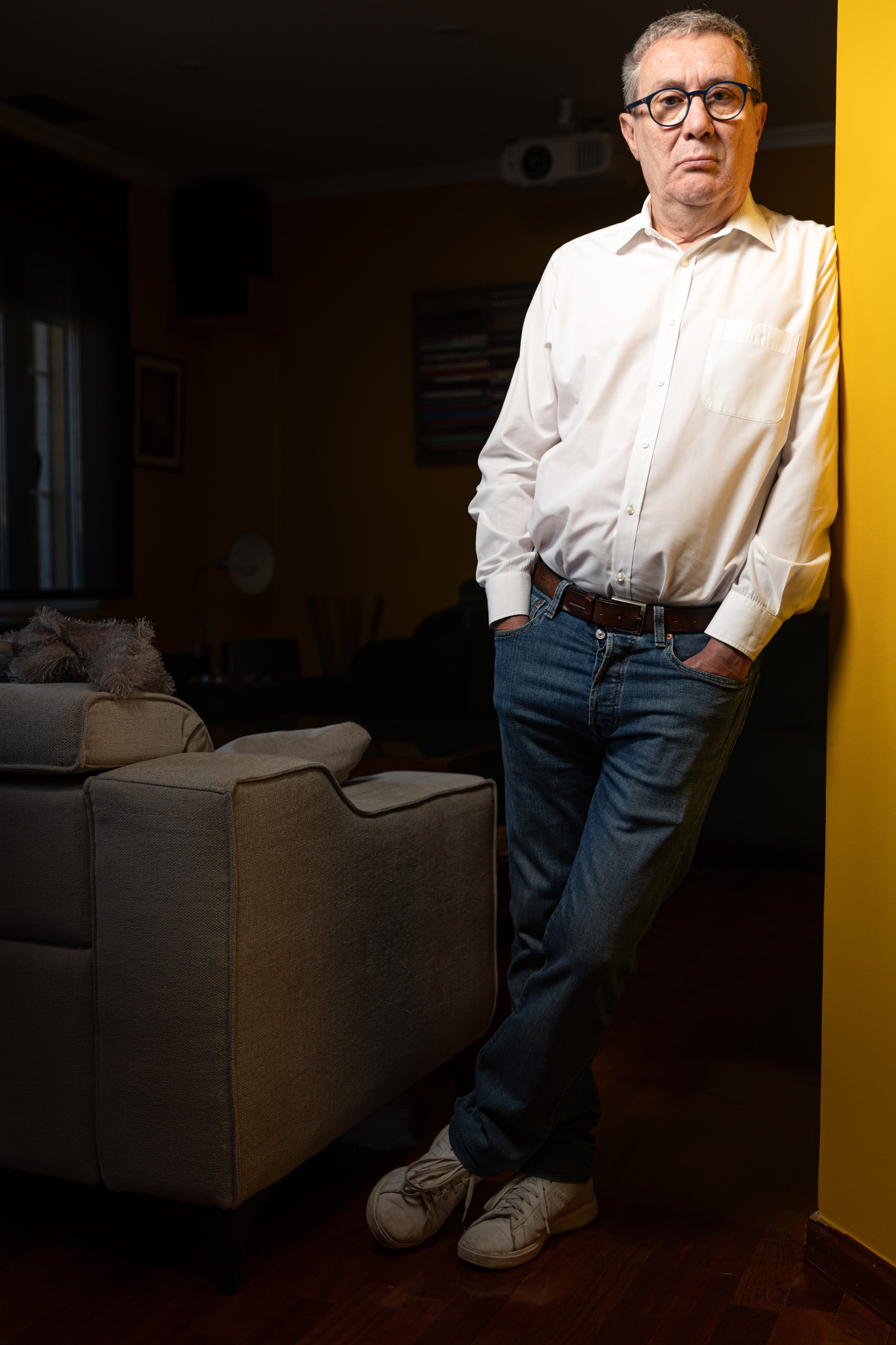 Luisgé Martín, en su casa de Madrid, el 18 de septiembre.