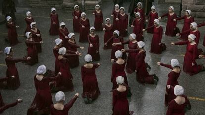 Escena de 'The Handmaid's Tale'.