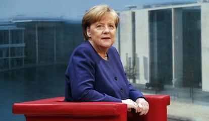 Angela Merkel antes de la entrevista televisiva de este domingo en la sede de ARD, en Berlín.